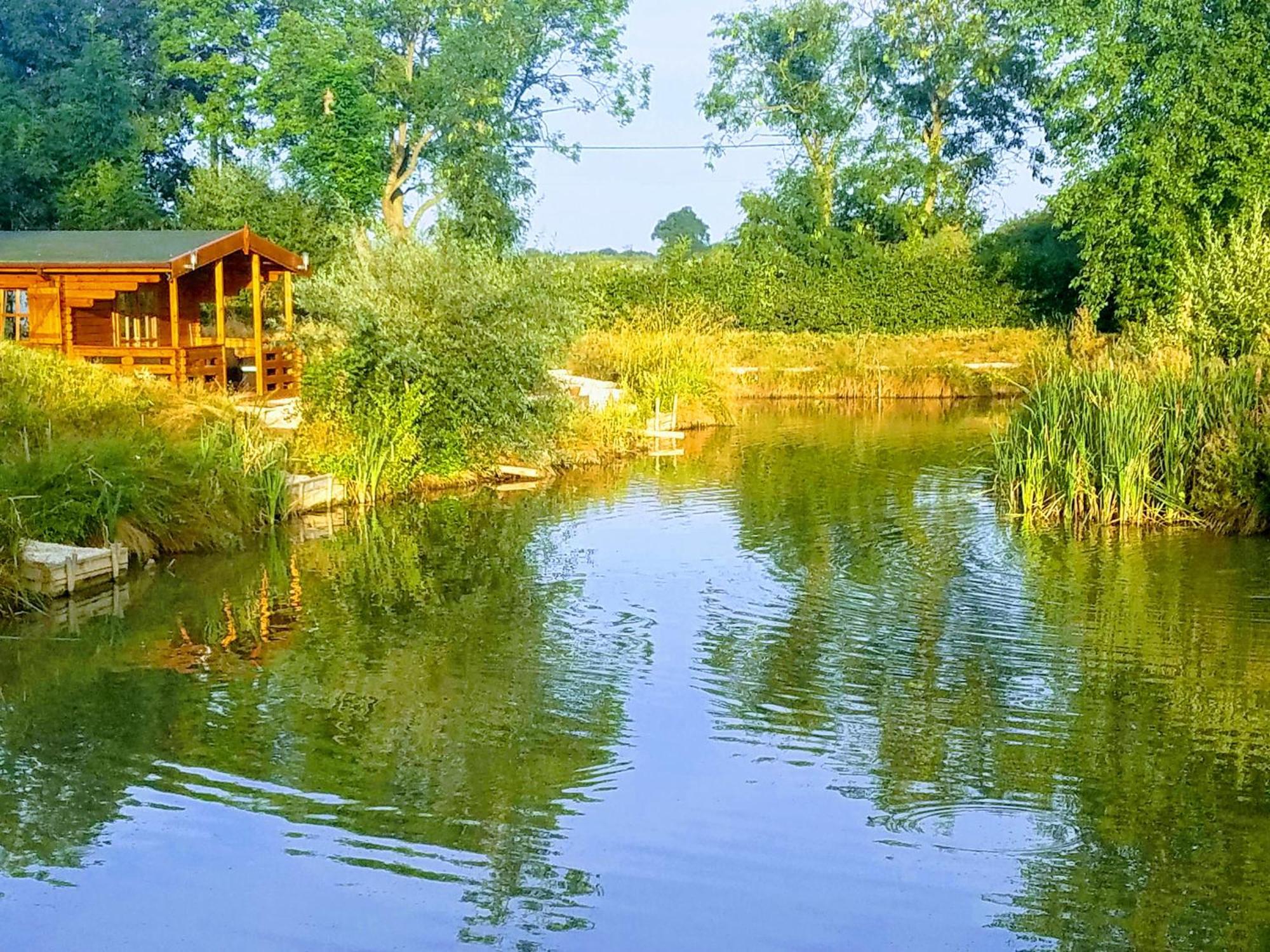 West Pool Cabin Lincoln Eksteriør billede